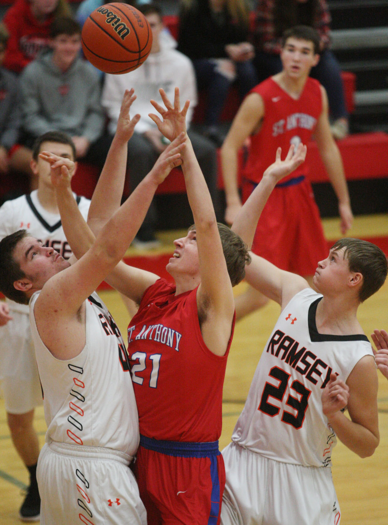 Effingham St Anthony vs Ramsey Boys Basketball 12 12.26.17.jpg